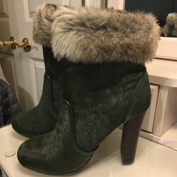 & Other Stories Shoes - SIZE 8W leather green IMAN BOOTIES
